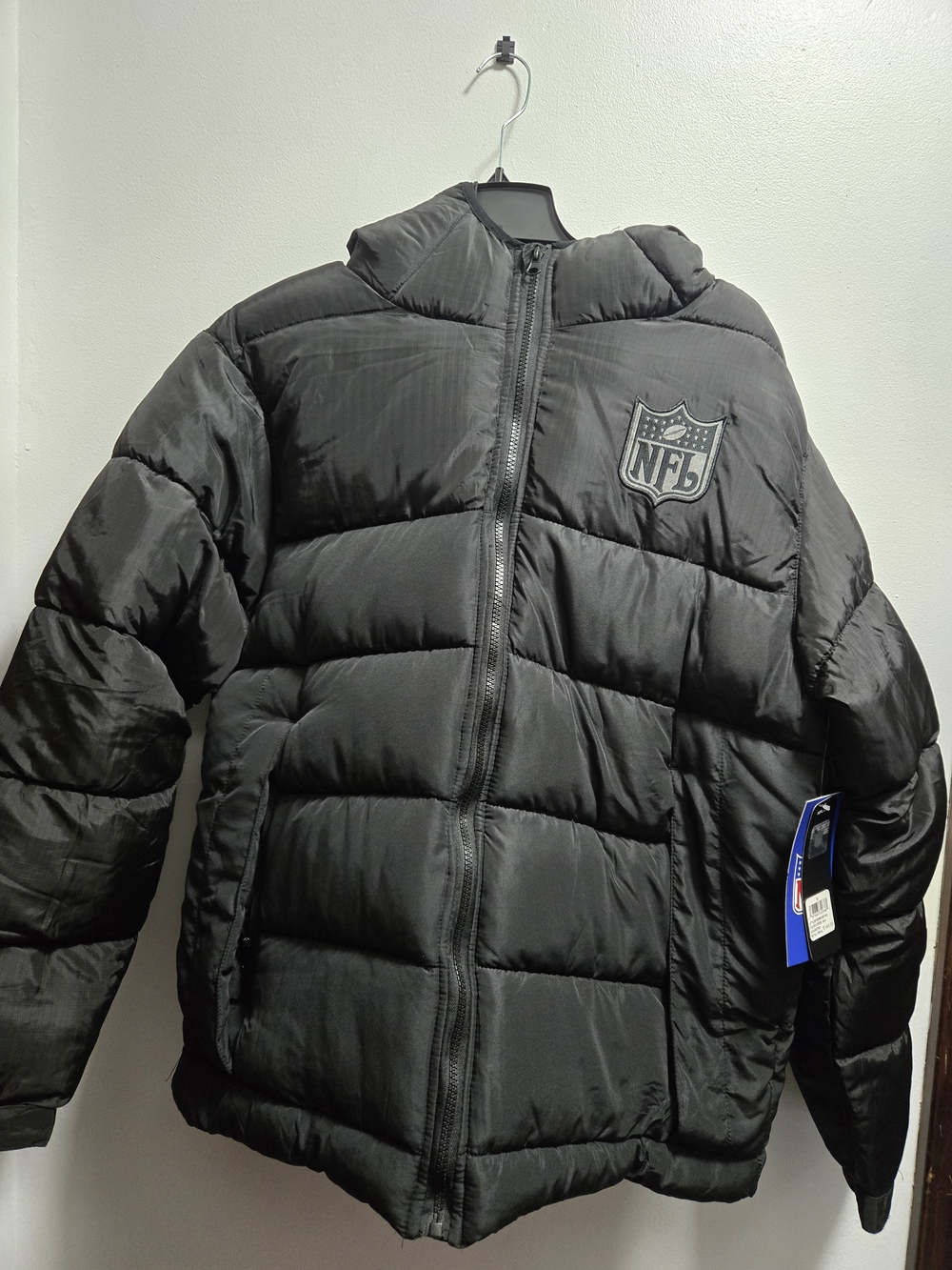 NFL Men's Black Puffer Jacket - Insulated Full-Zip